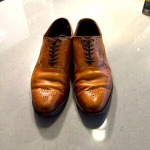 Priced to sell! Allen Edmonds Weybridge Oxfordshire  Leather Dress Shoes 8.5M